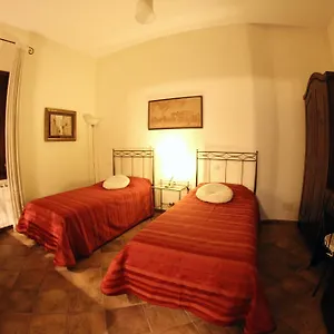 https://bb-corte-barocca.lecce-hotels.com
