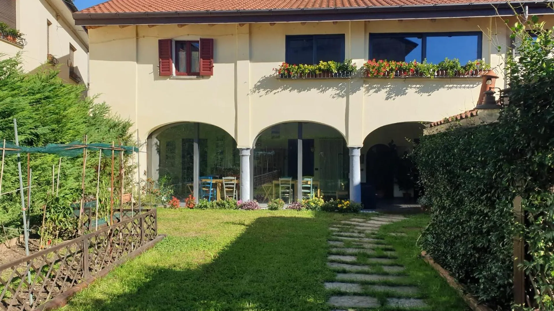 Le Tre Arti Bed & Breakfast Gavirate 0*,  Italy